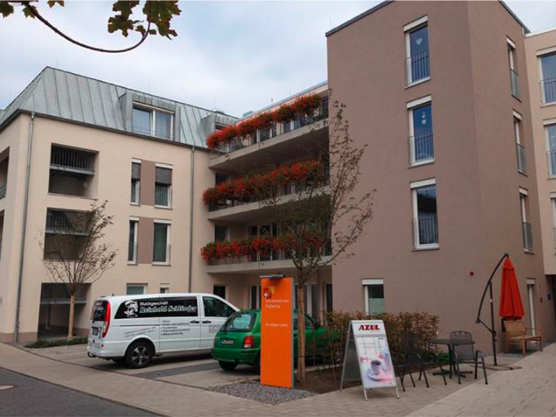 Fertig verputzte Fassade mit gleichmäßiger Struktur – Beispiel Außenputz in Iserlohn für hochwertiges Ergebnis.