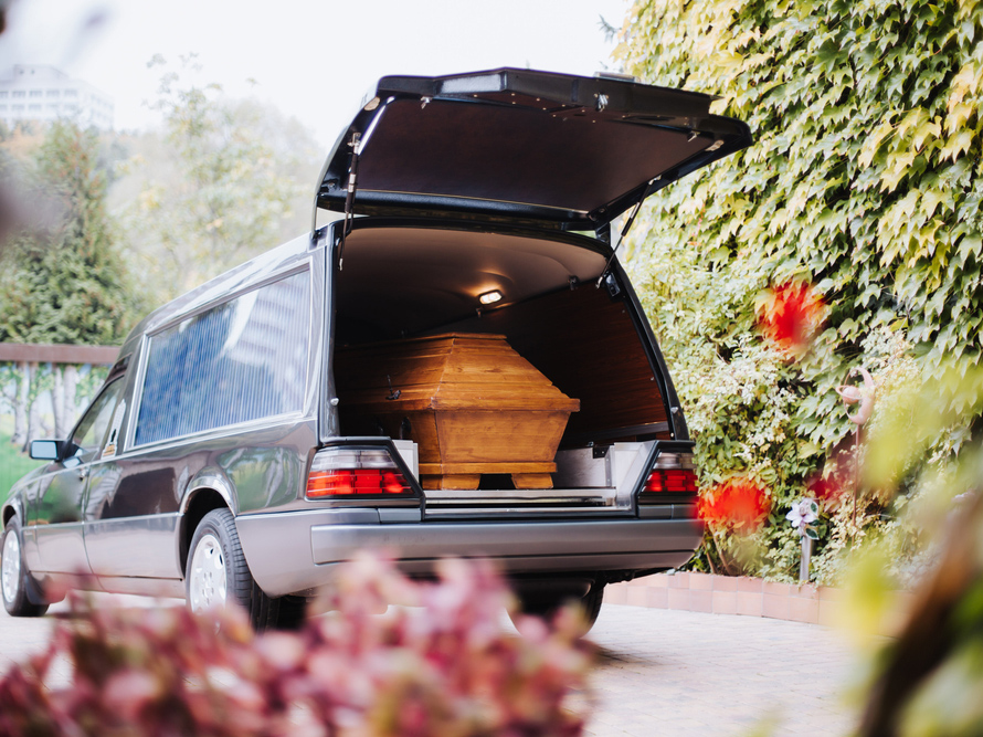 Bestattungen Iserlohn Bestattungsfahrzeug